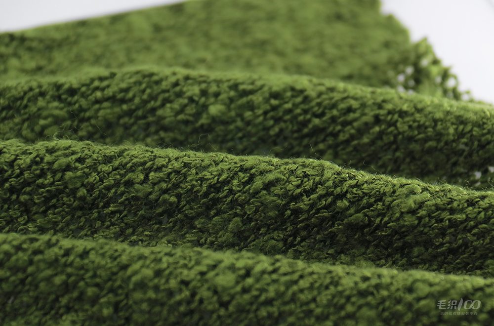 2.5NM Belly Knop Acrylic Yarn
