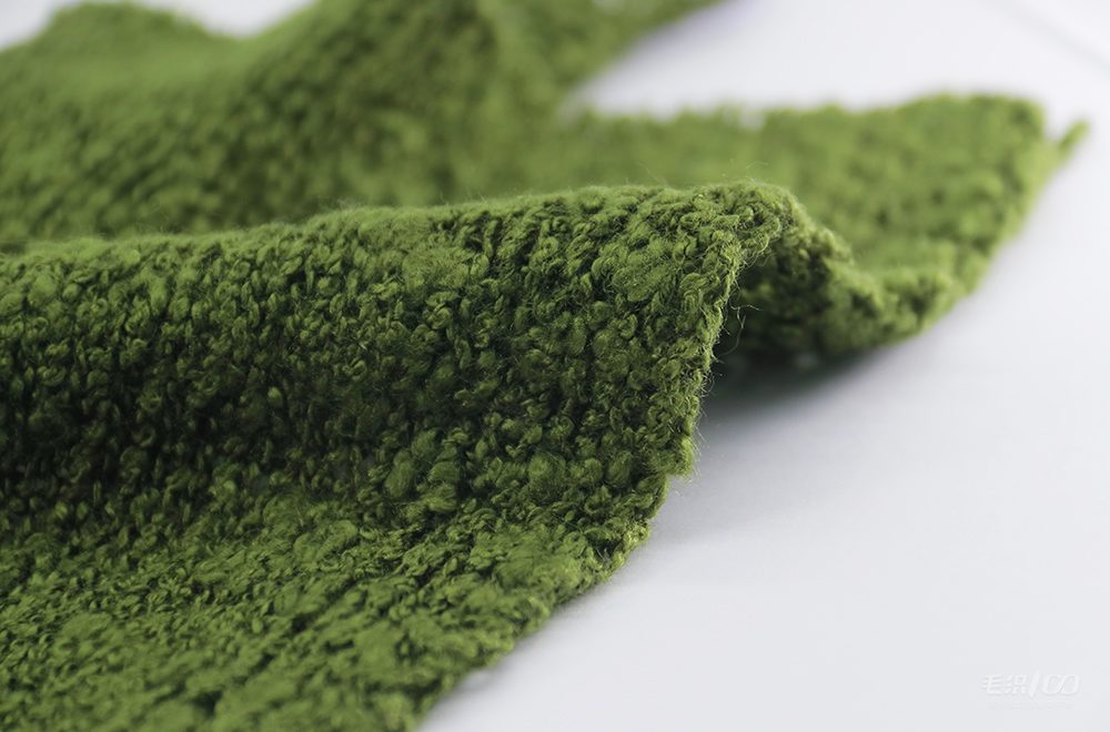 2.5NM Belly Knop Acrylic Yarn