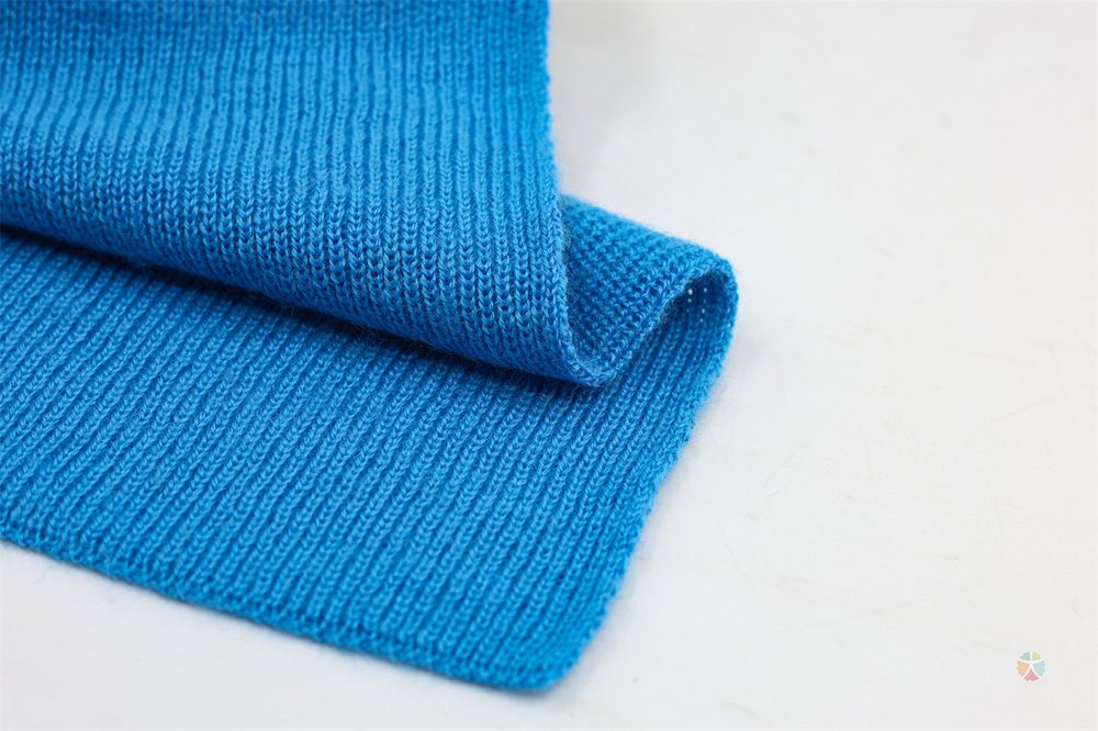 28NM Anti-Pilling 30/70 Wool Autumn-Winter Yarn