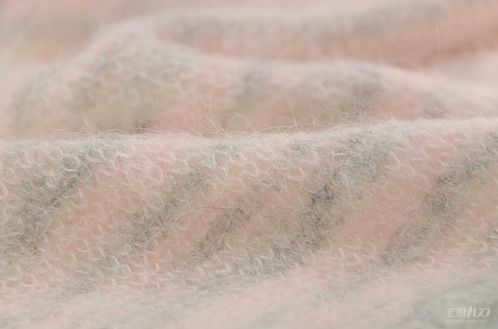 13NM Carl Alpaca Brushed Yarn