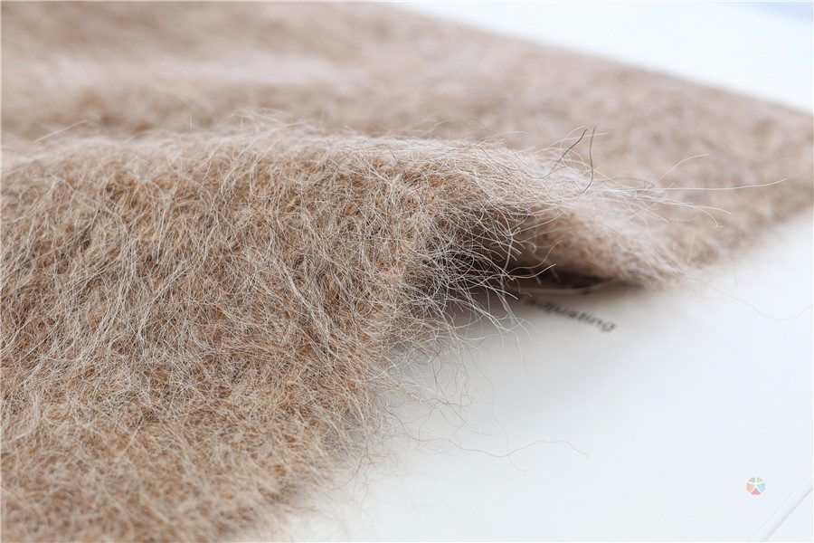 8NM Suri Alpaca Brushed Yarn