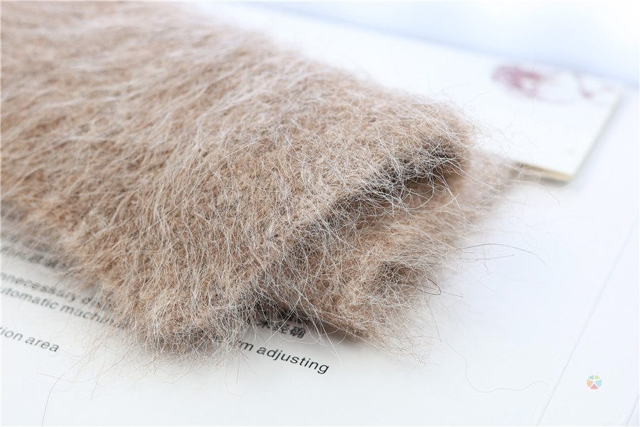 8NM Suri Alpaca Brushed Yarn